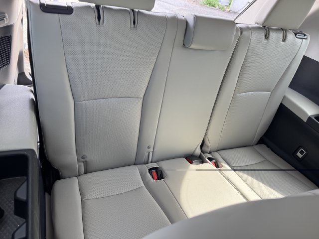 Used 2024 Toyota Grand Highlander AWD image 33