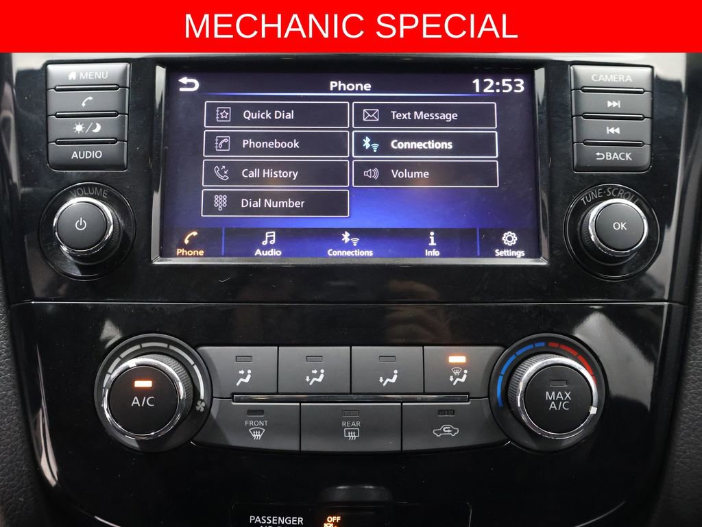 Used 2019 Nissan Rogue Sport S image 9