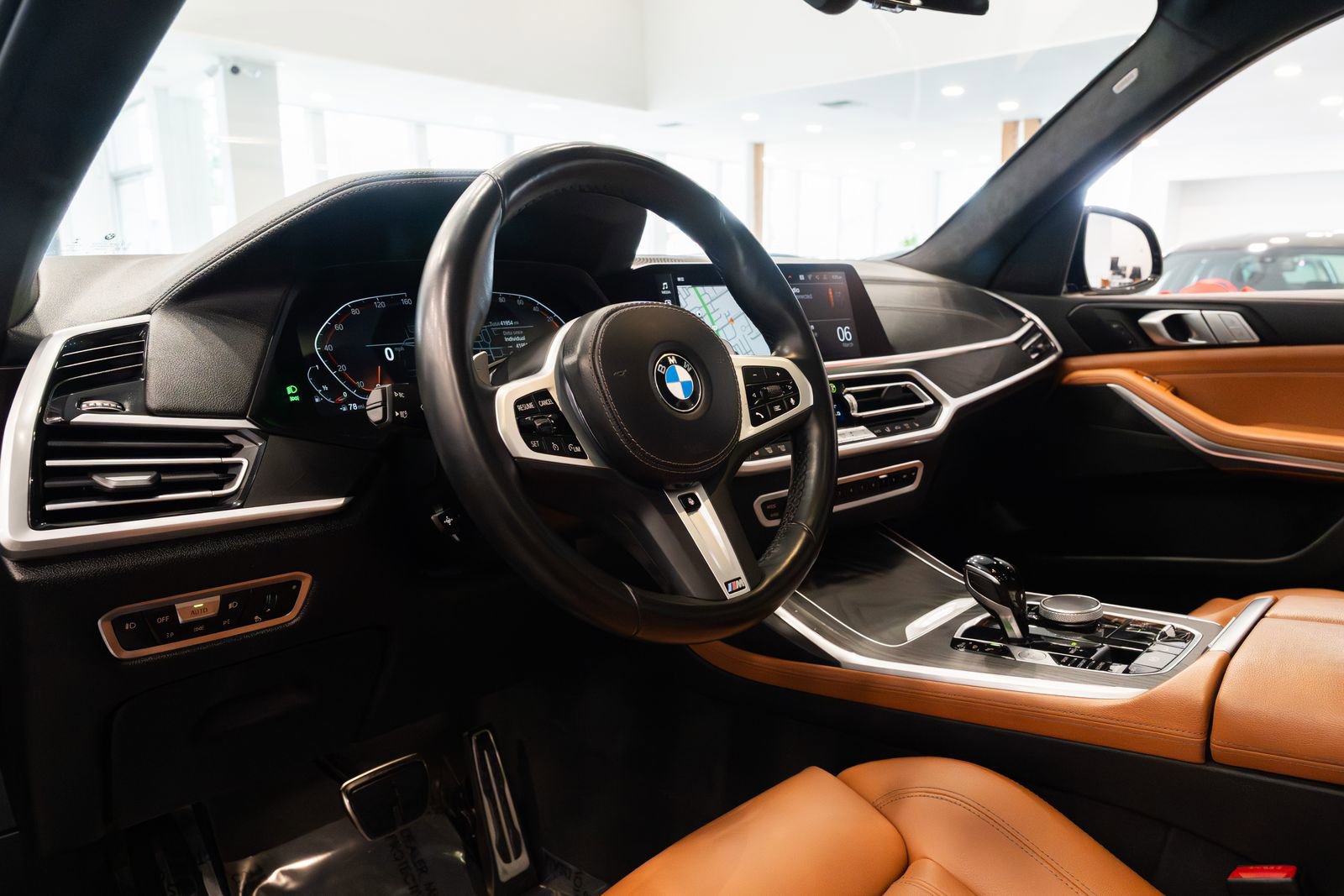 Used 2022 BMW X7 xDrive40i w/ M Sport Package image 19