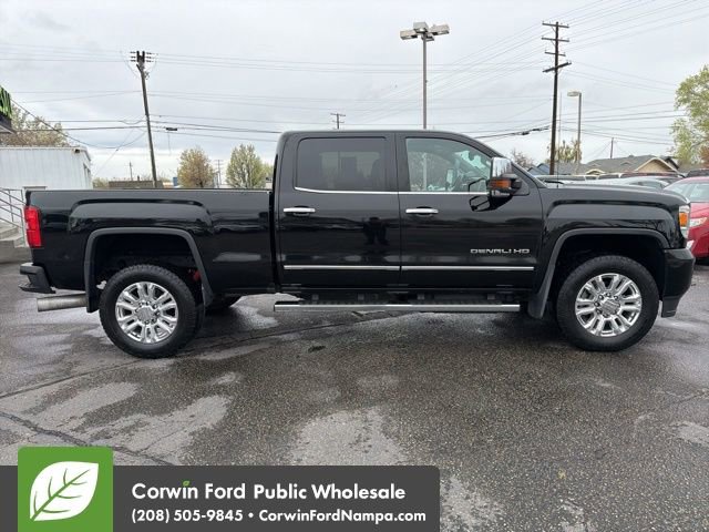 Used 2016 GMC Sierra 2500 Denali w/ Duramax Plus Package image 4