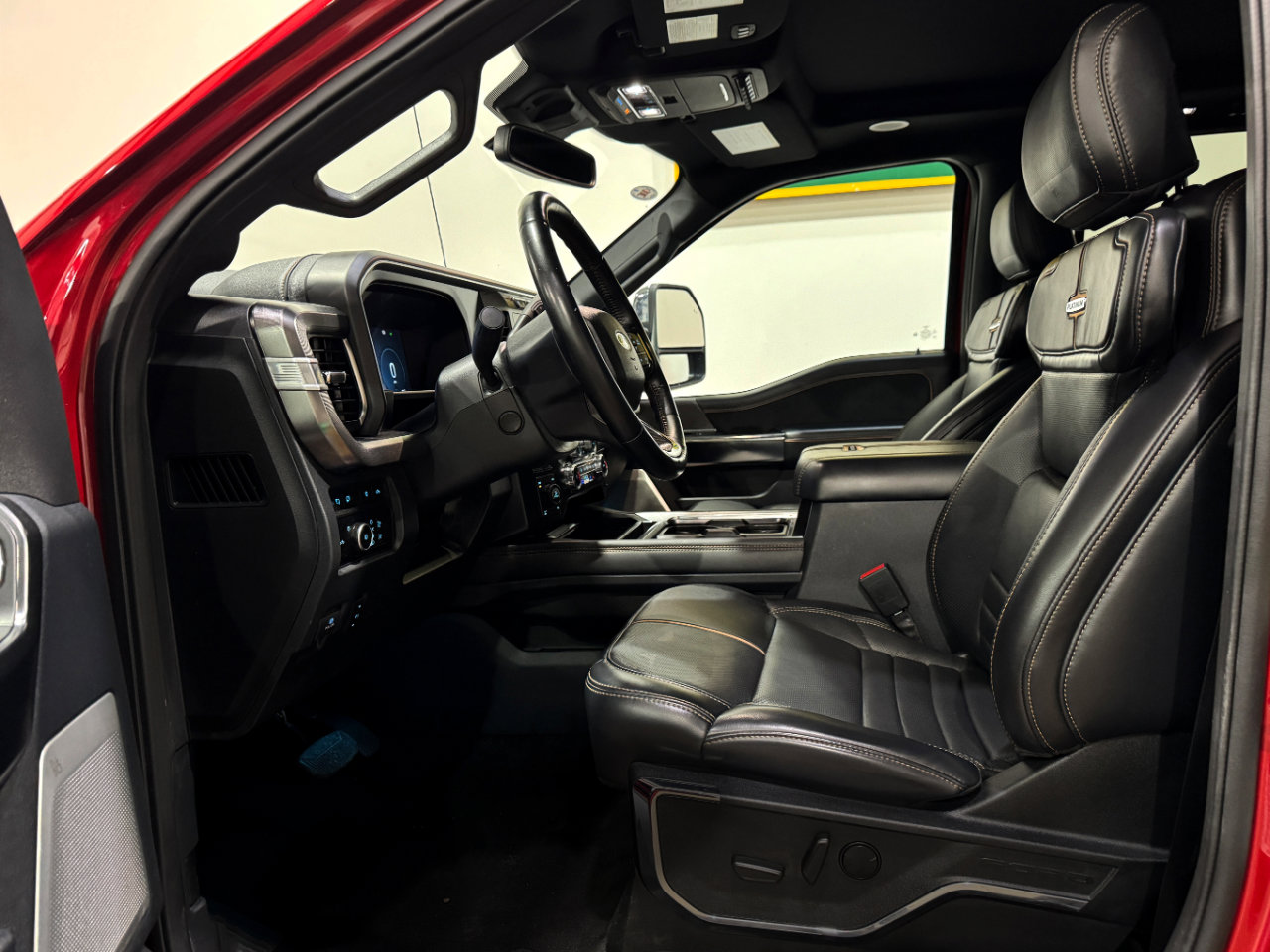 Used 2023 Ford F250 Platinum w/ Tremor Off-Road Package image 6