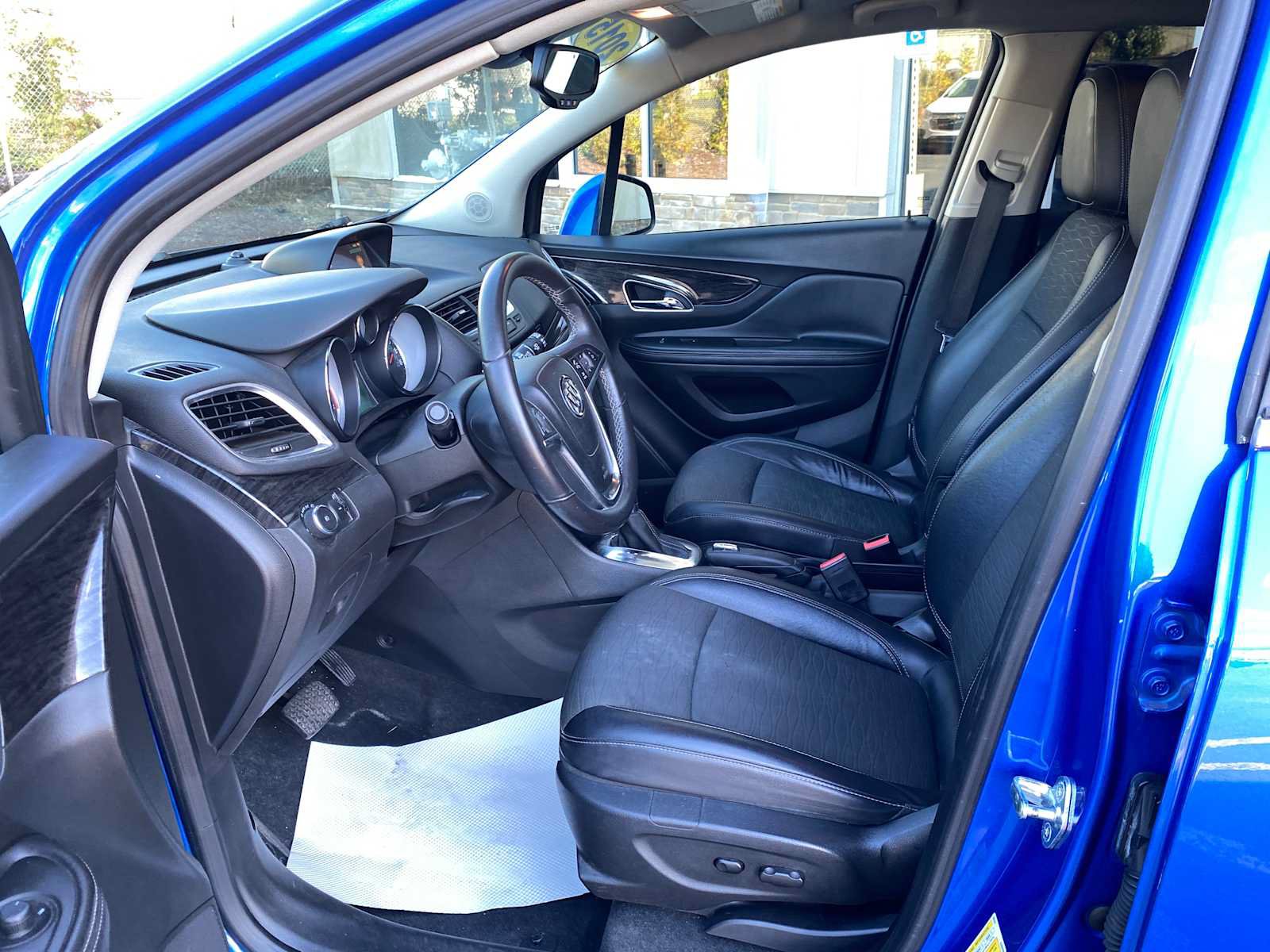 Used 2015 Buick Encore Convenience AWD/4WD image 9
