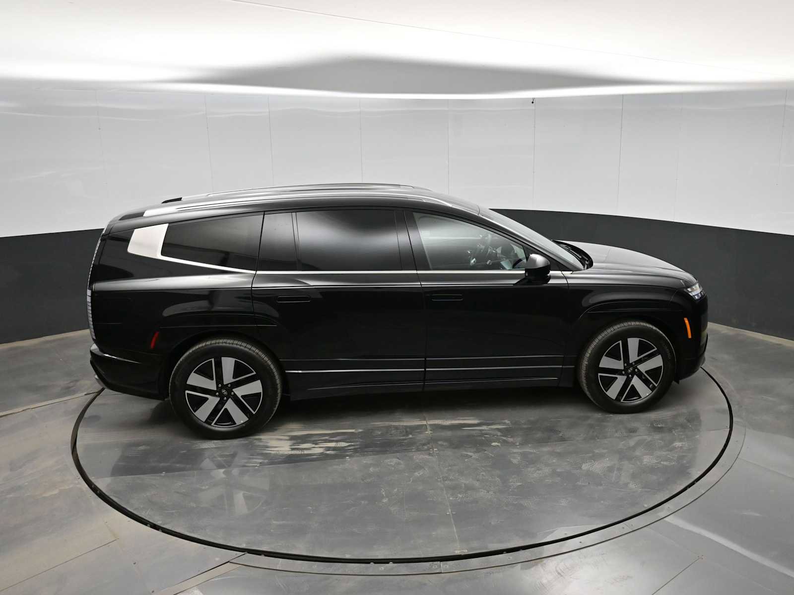 New 2026 Hyundai Ioniq 9 SEL image 30