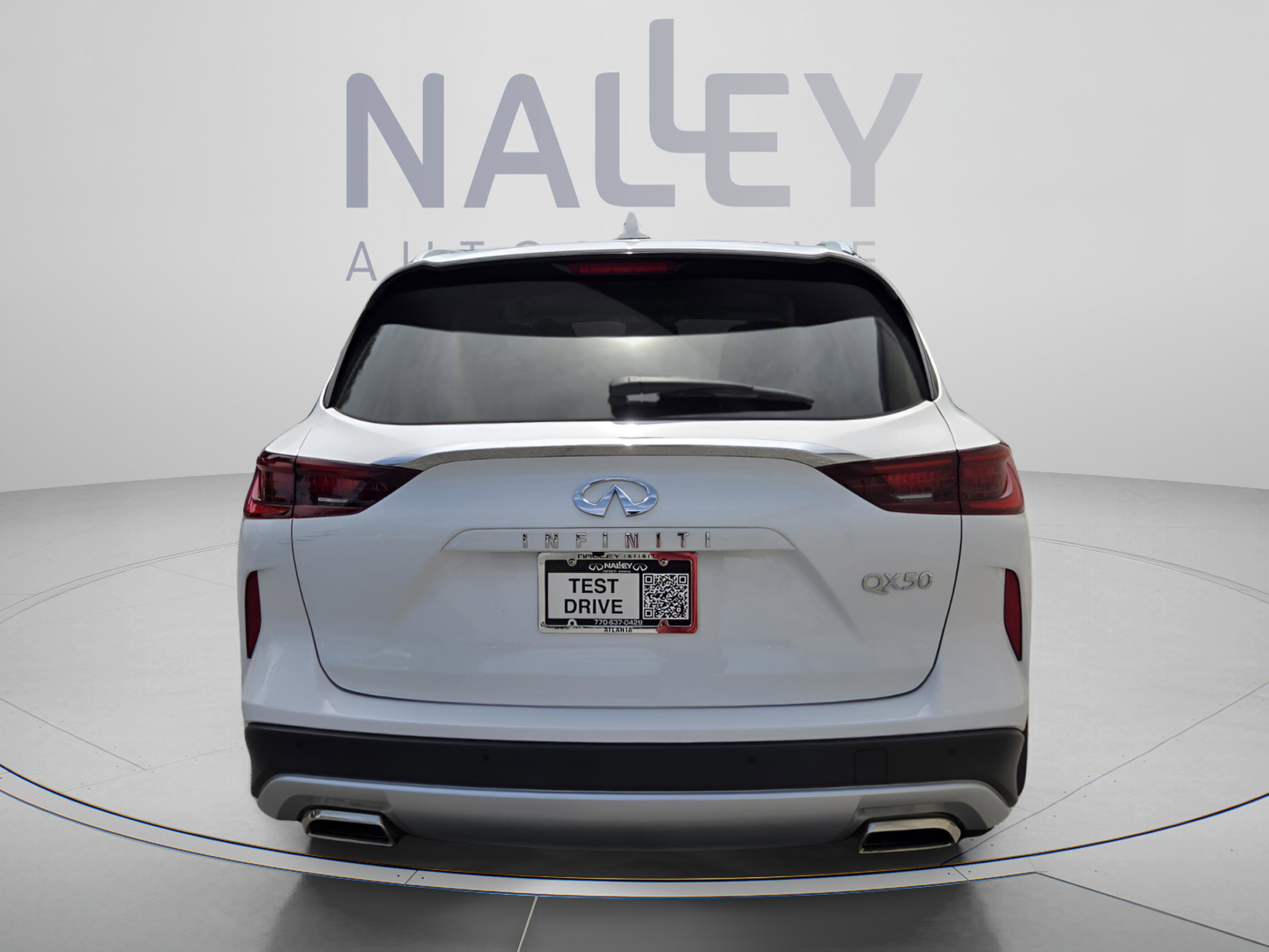 Used 2023 INFINITI QX50 Luxe FWD image 5