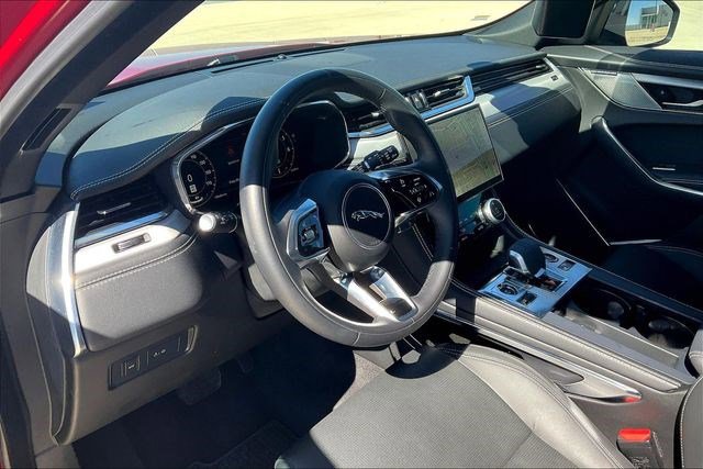 New 2024 Jaguar F-PACE R-Dynamic S image 16