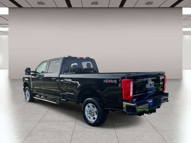 Used 2025 Ford F250 XLT image 6