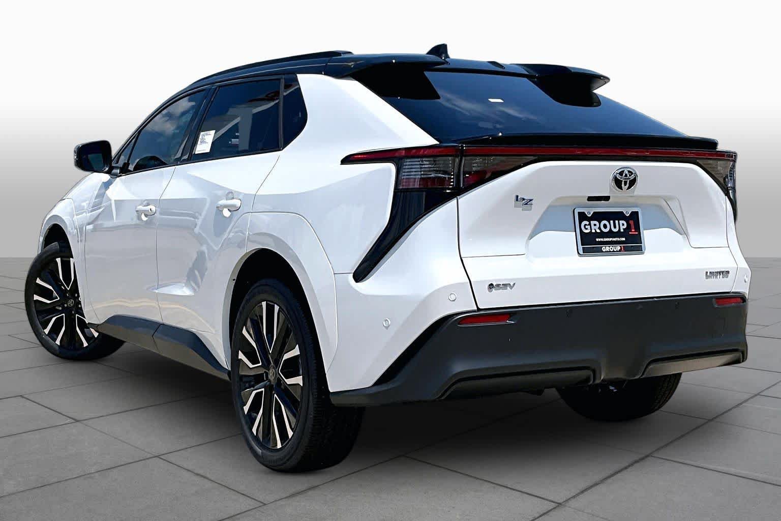 New 2026 Toyota bZ FWD image 7