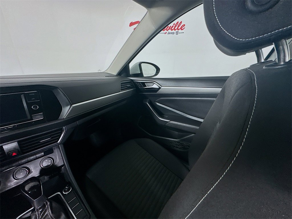 Used 2024 Volkswagen Jetta S image 11