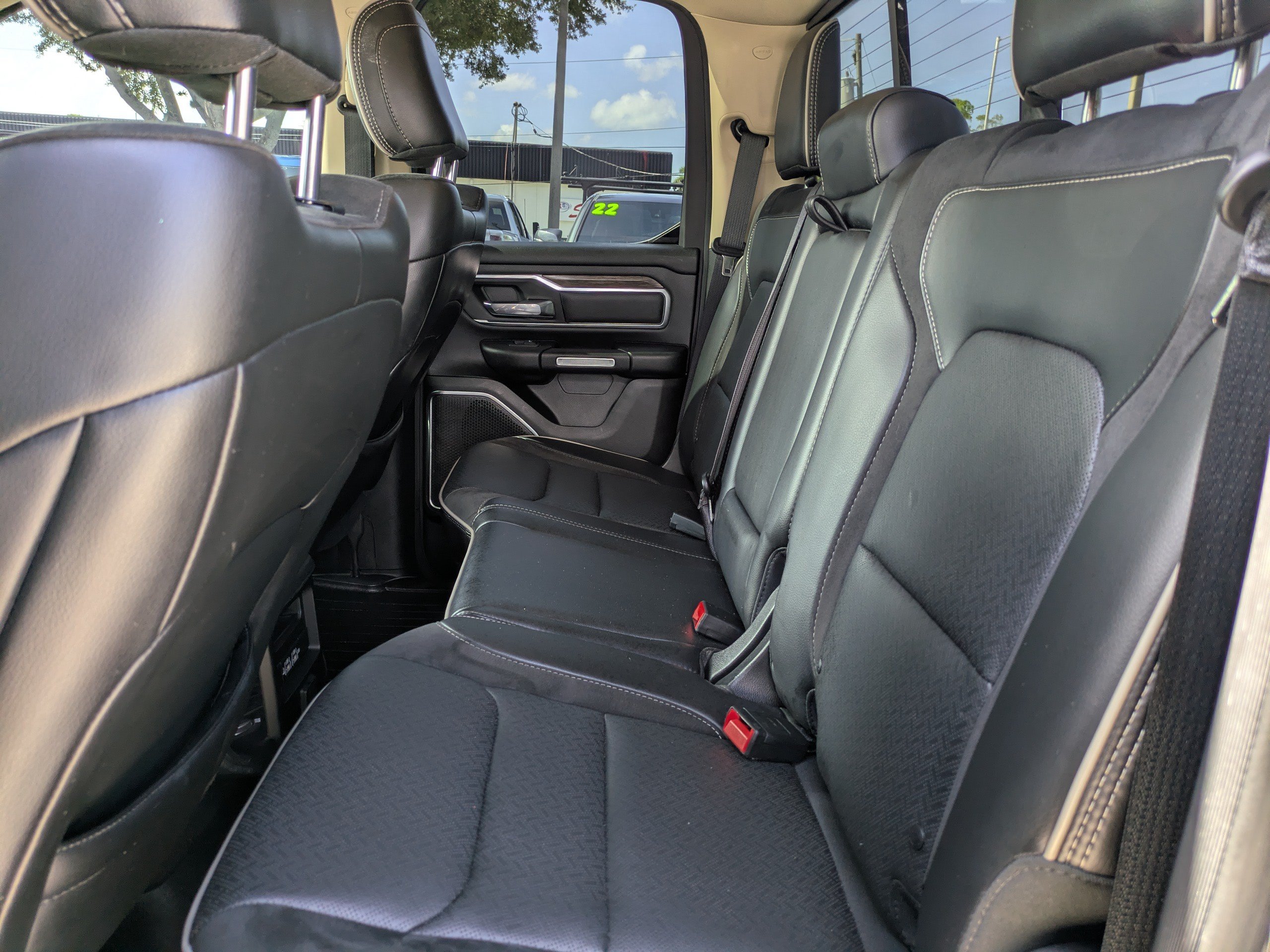 Used 2019 RAM 1500 Laramie RWD image 14