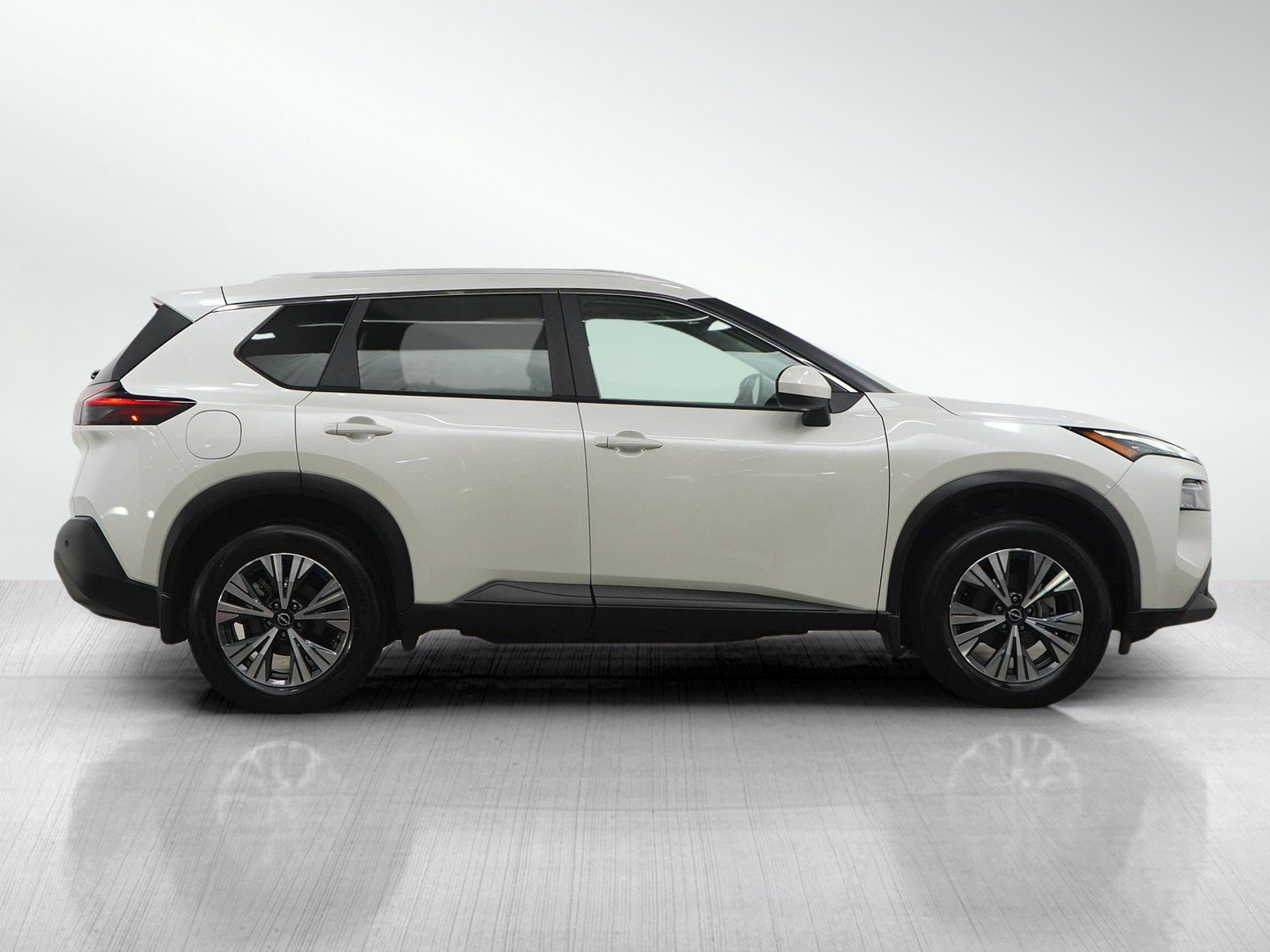 Used 2023 Nissan Rogue SV w/ SV Premium B Package AWD/4WD image 7