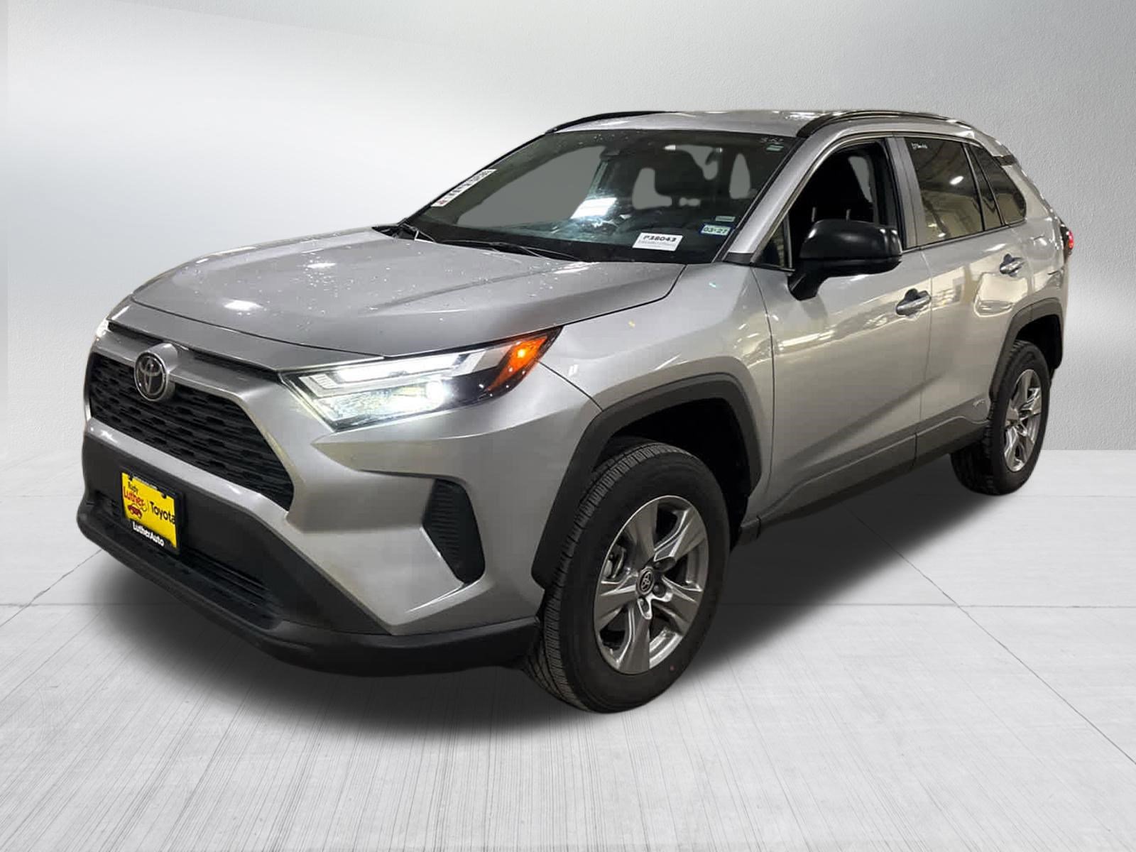 Certified 2025 Toyota RAV4 LE AWD/4WD image 3