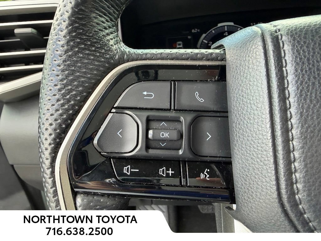 Used 2024 Toyota Tundra Limited AWD/4WD image 17