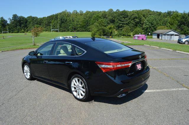 Used 2013 Toyota Avalon Limited FWD image 58