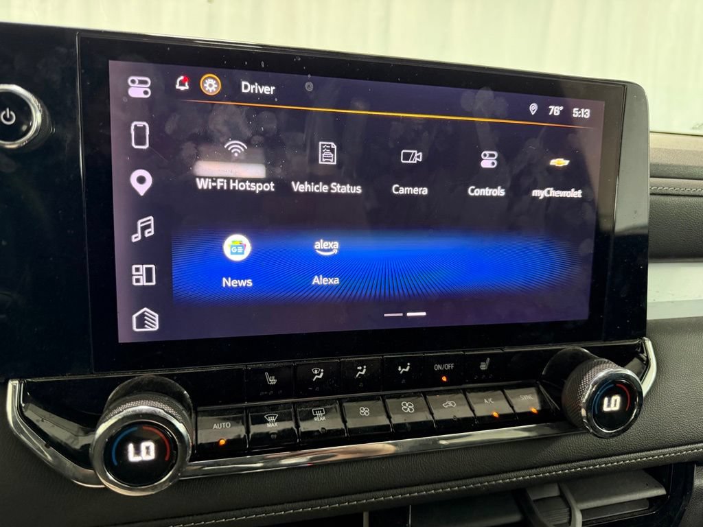 Used 2023 Chevrolet Colorado LT w/ LT Convenience Package II AWD/4WD image 4