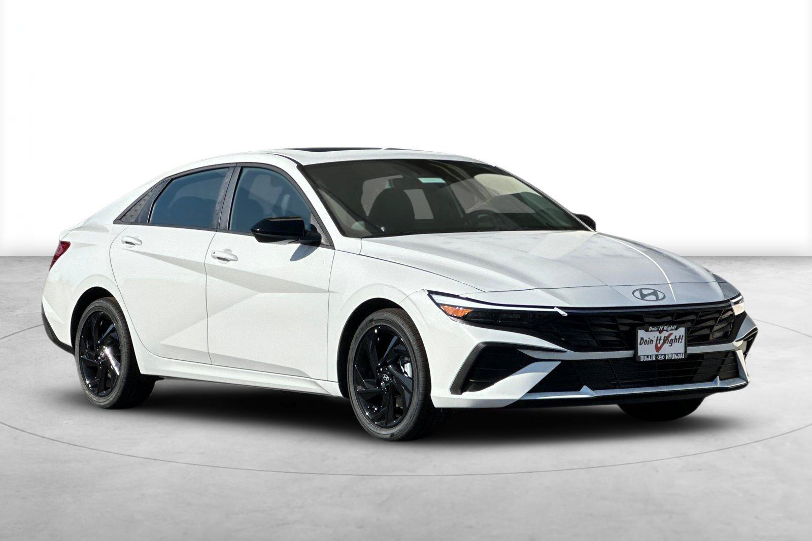 New 2026 Hyundai Elantra SEL Sport FWD image 8