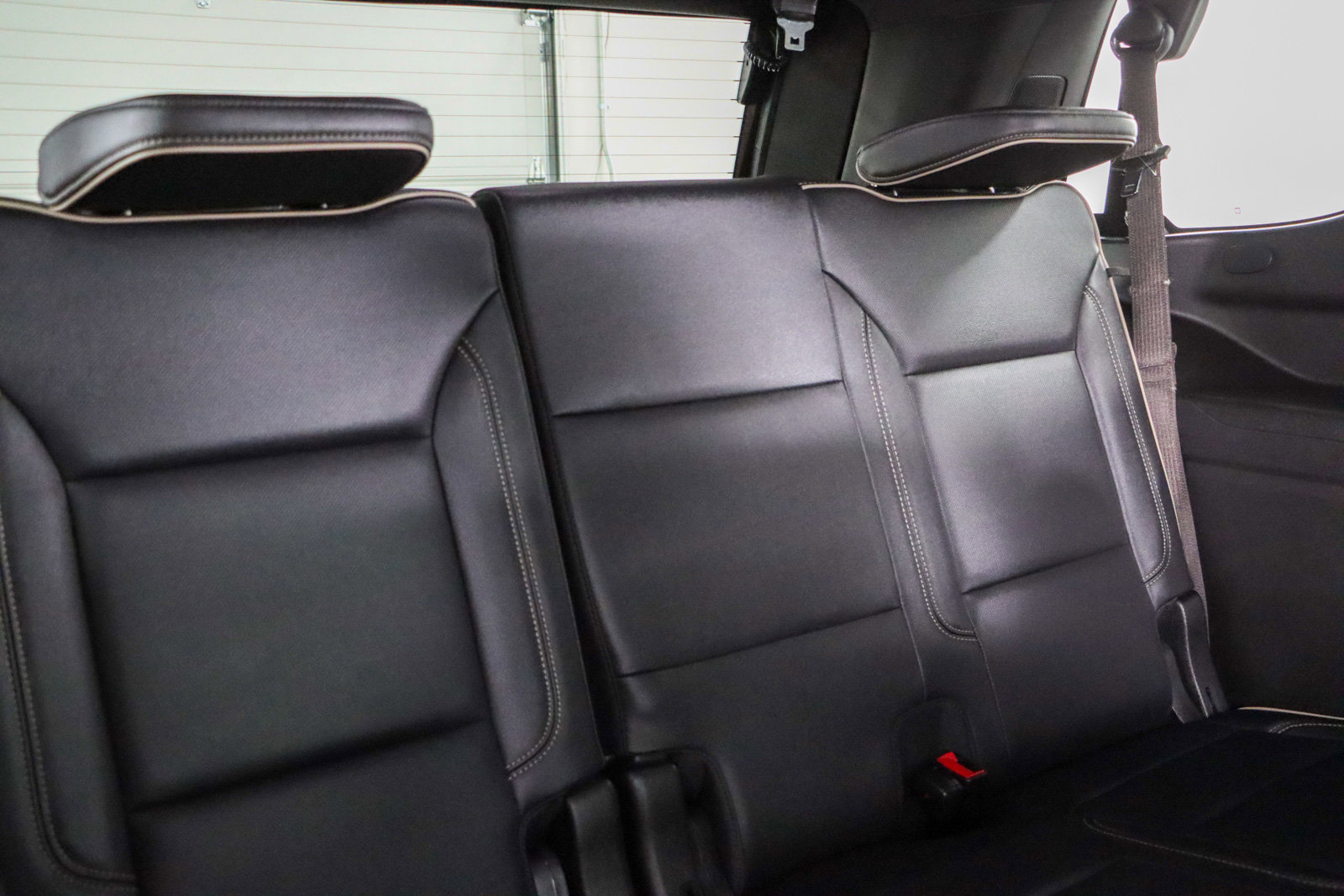 Used 2021 GMC Yukon SLT image 34