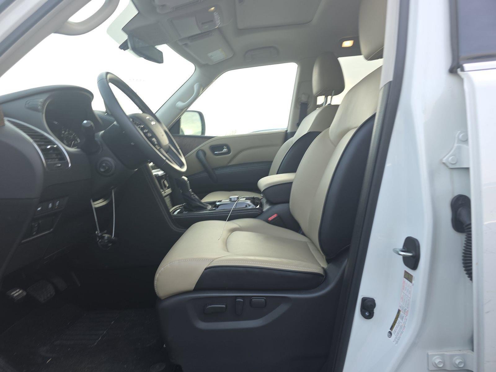 Used 2024 INFINITI QX80 Premium Select w/ Cargo Package image 10