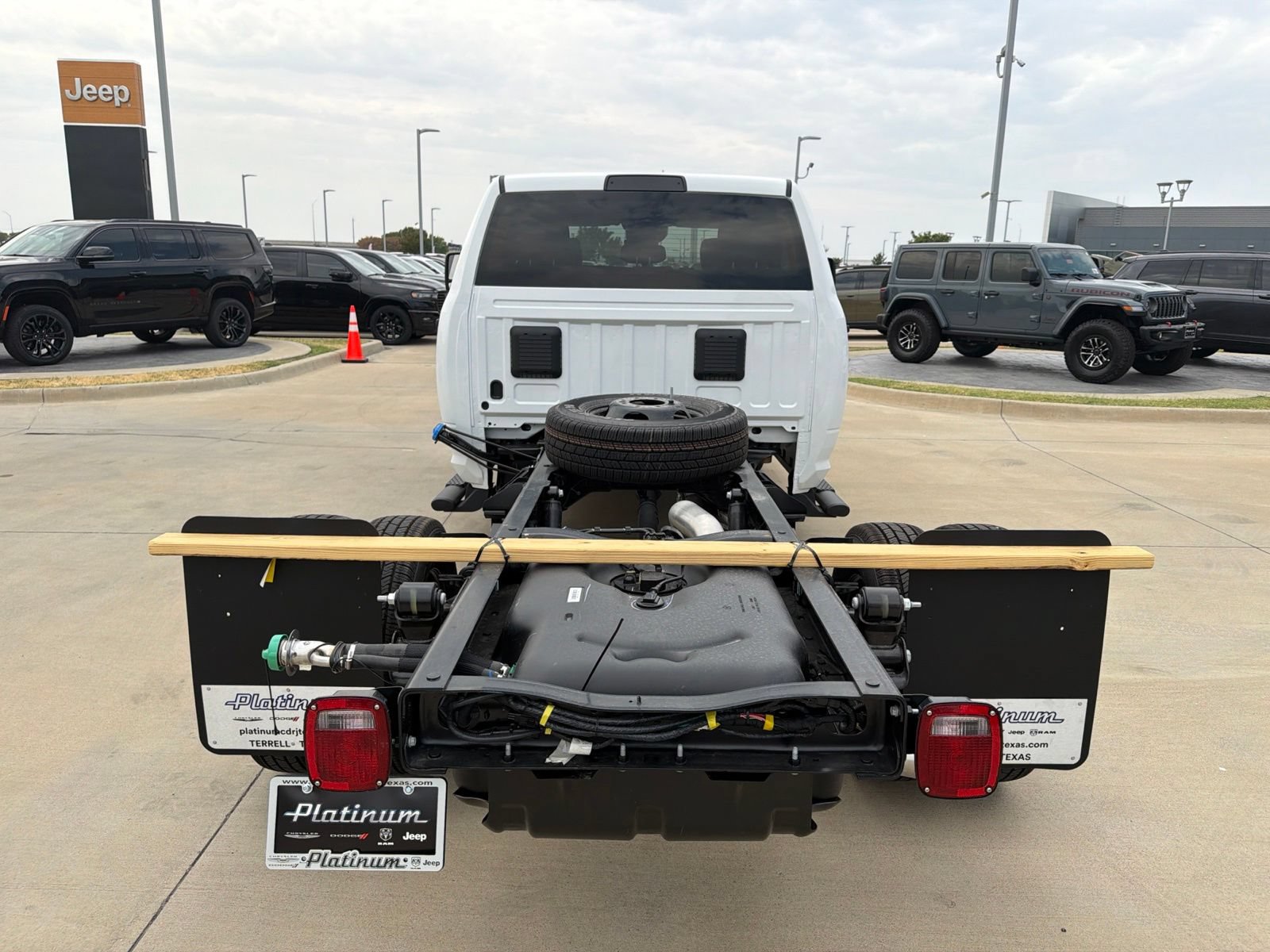 New 2027 RAM 3500 Tradesman w/ Chrome Appearance Group A AWD/4WD image 4