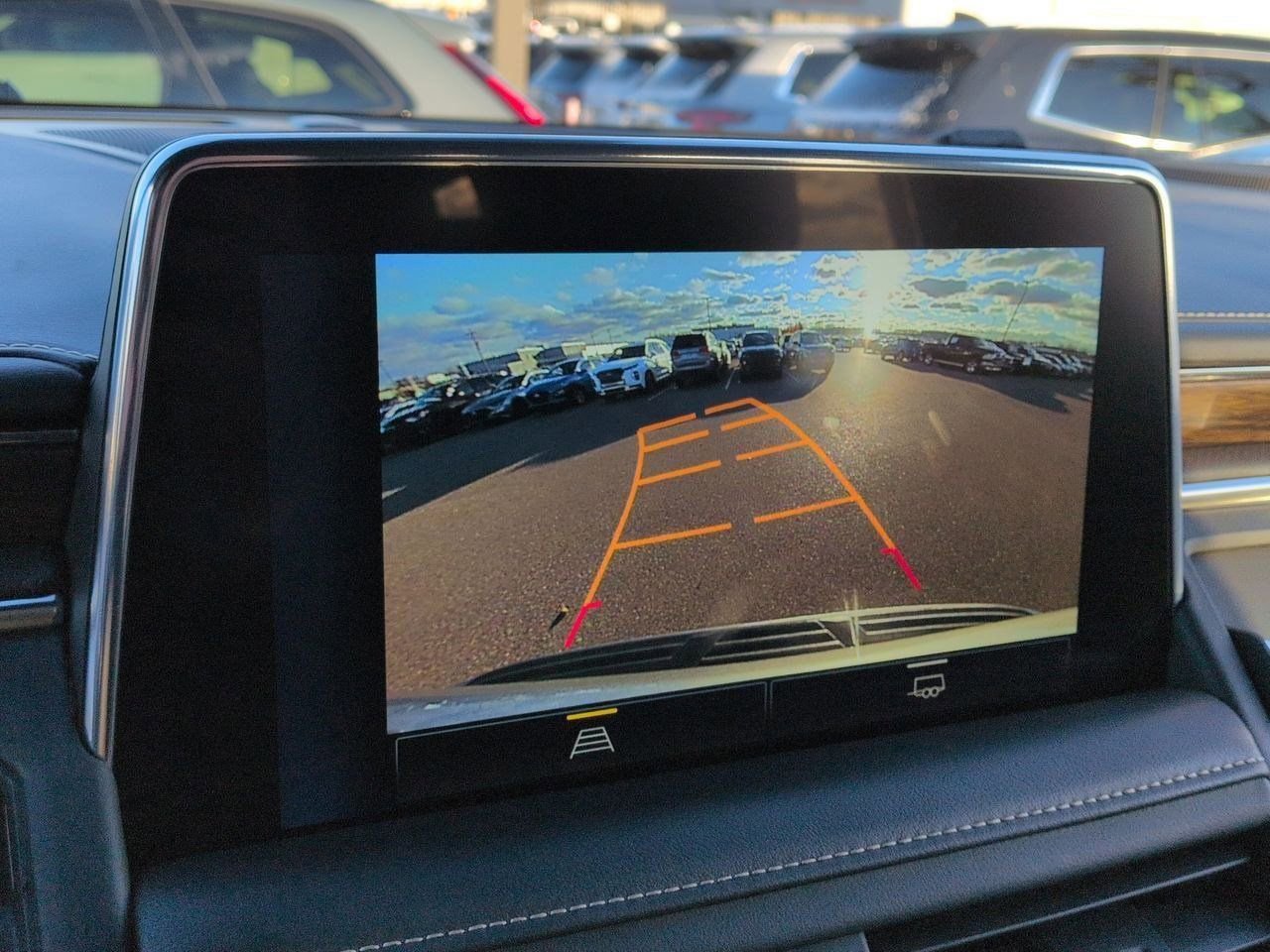 Used 2023 Chevrolet Tahoe Premier image 36