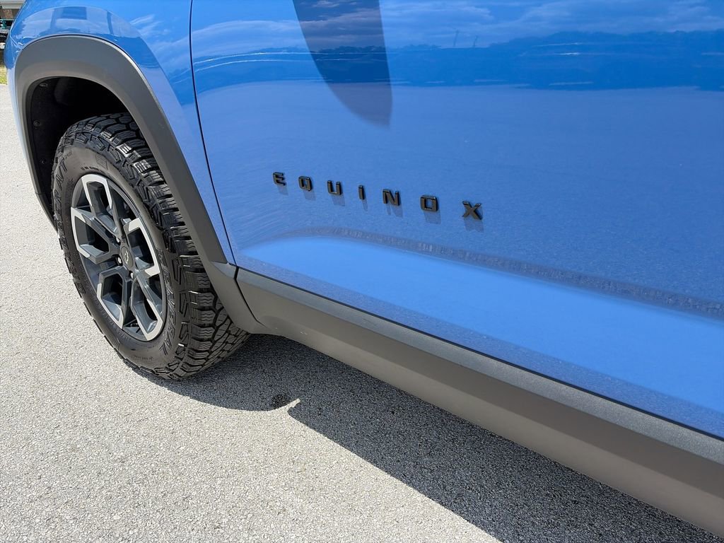 Used 2025 Chevrolet Equinox ACTIV w/ Safety and Technology Package FWD image 37