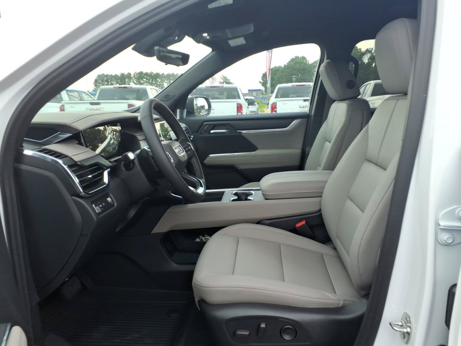 New 2026 GMC Acadia Elevation w/ Elevation Premium Package FWD image 19