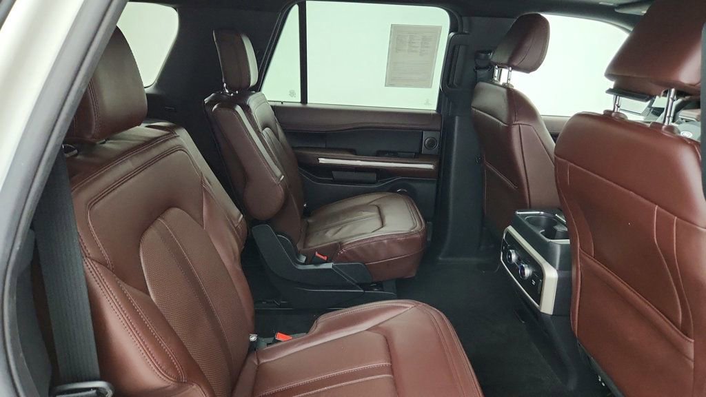 Used 2022 Ford Expedition Max Limited image 25