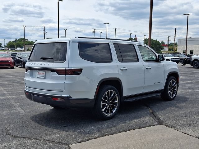 Used 2022 Jeep Wagoneer Series II w/ Premium Group I AWD/4WD image 2