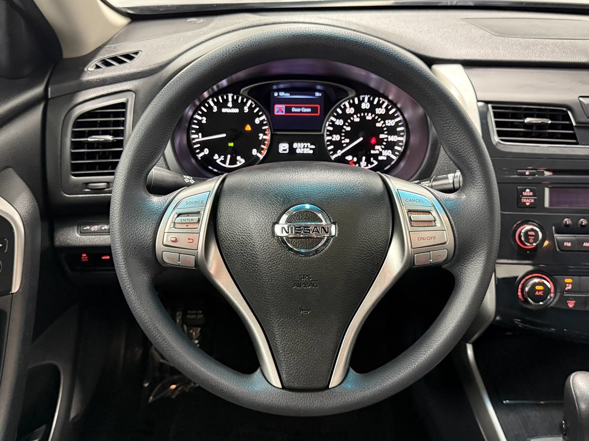 Used 2014 Nissan Altima 2.5 S FWD image 15