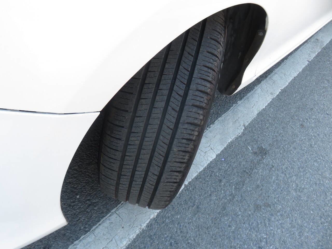 Used 2013 Honda Accord EX-L image 31