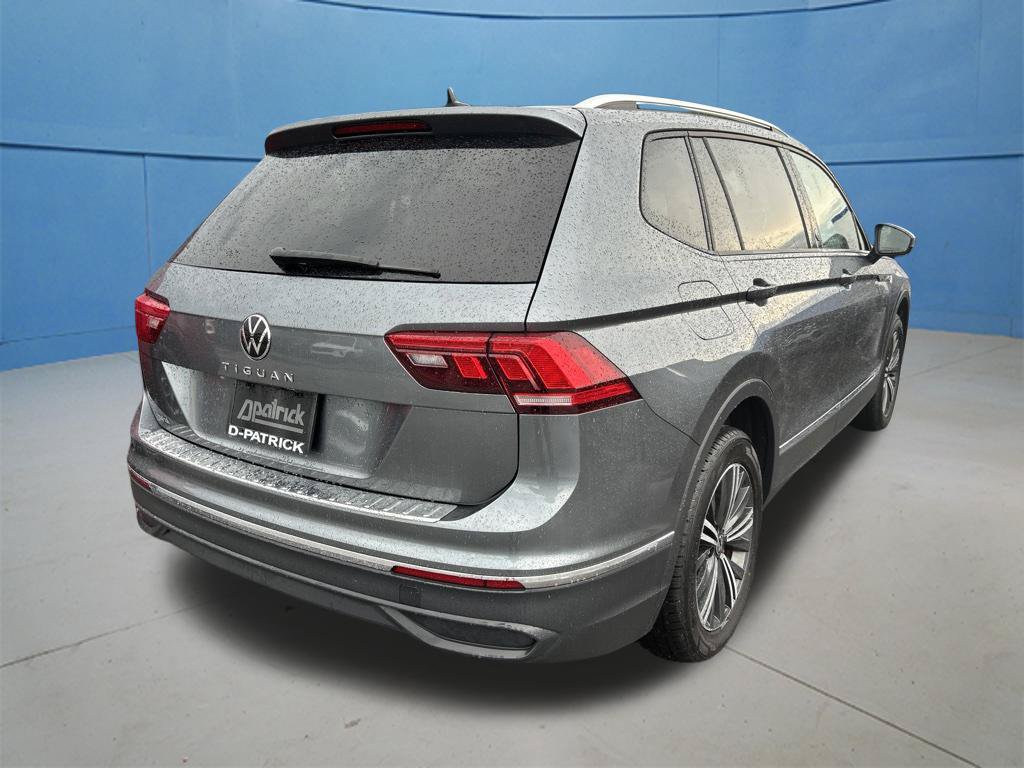 Used 2024 Volkswagen Tiguan Wolfsburg Edition FWD image 11