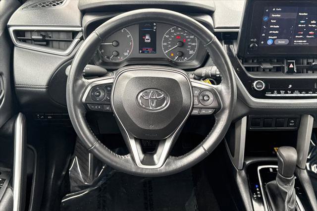 Certified 2023 Toyota Corolla Cross LE AWD/4WD image 15
