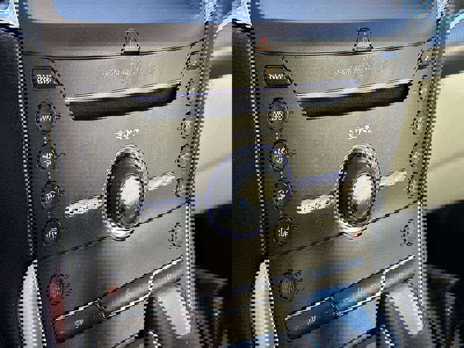 Used 2016 Ford Edge Titanium w/ Technology Package image 26