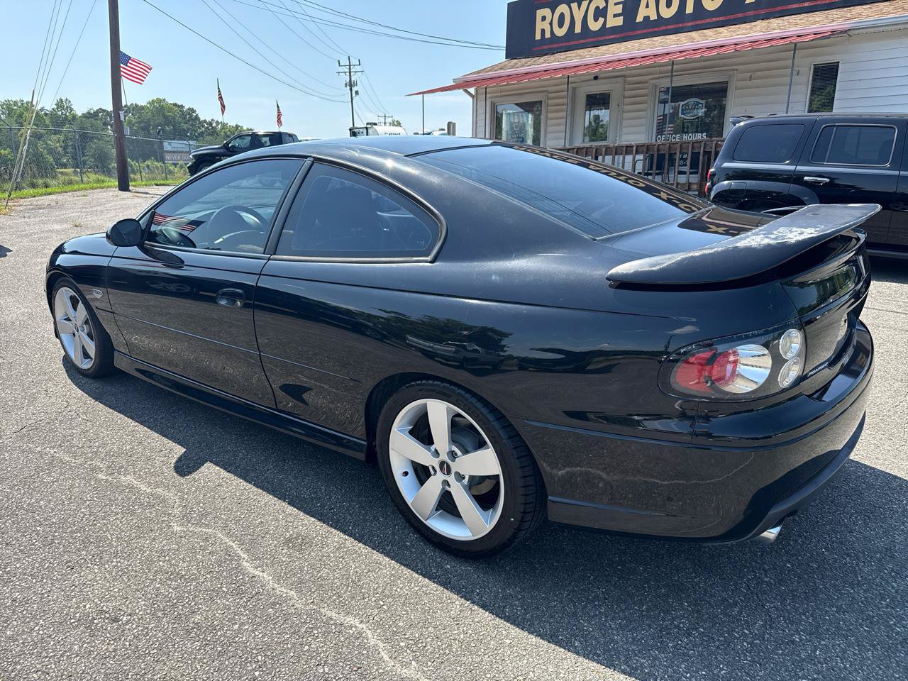 Used 2006 Pontiac GTO RWD image 3
