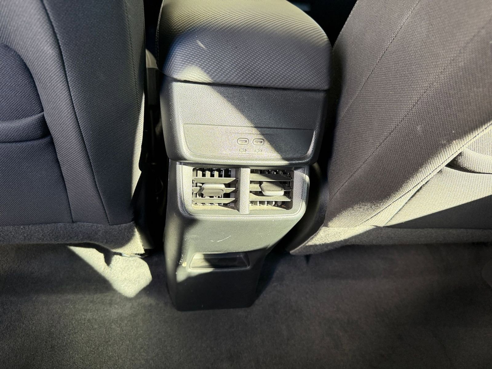 Used 2025 Chevrolet Equinox LT image 23