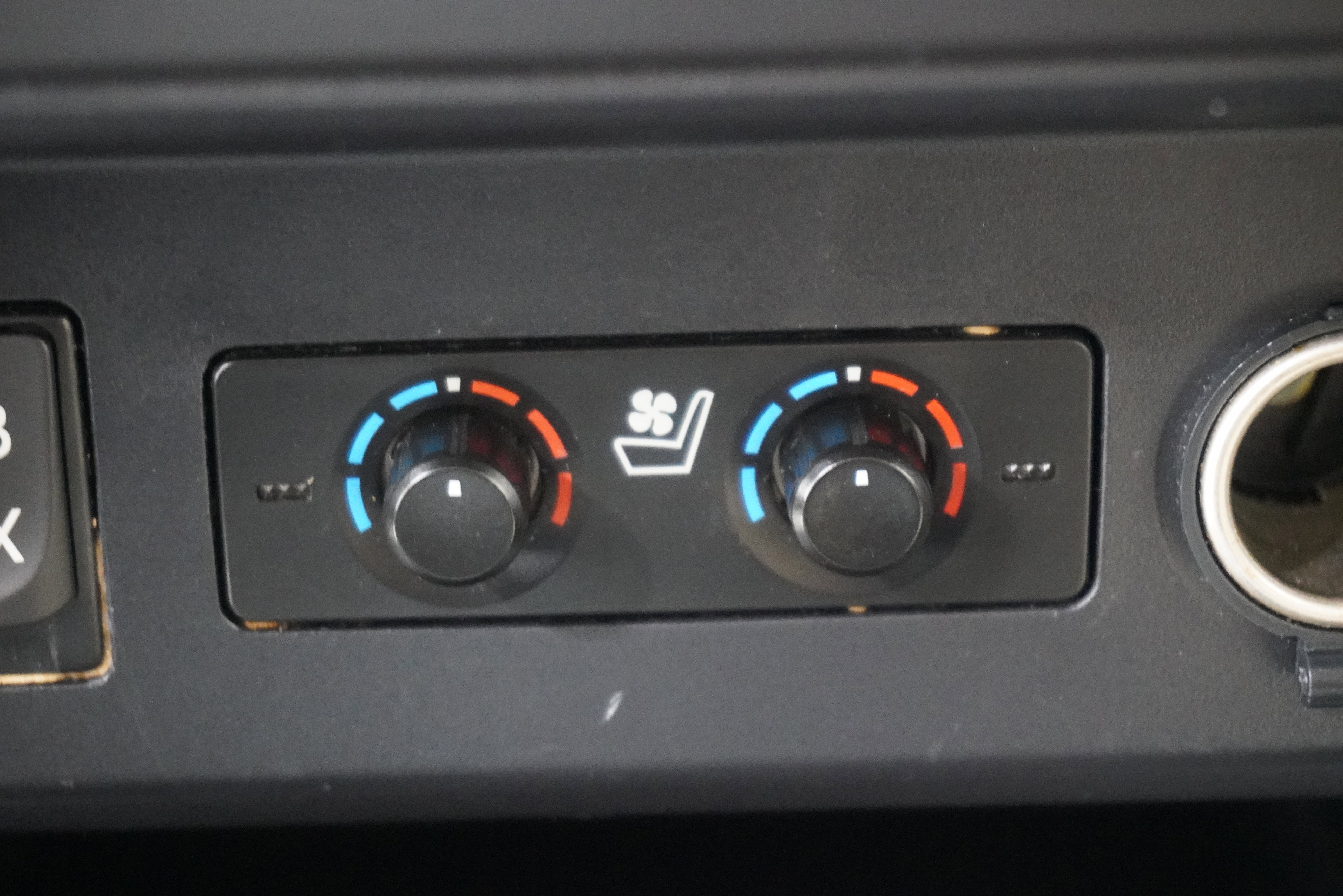 Used 2016 Toyota 4Runner Limited RWD image 26