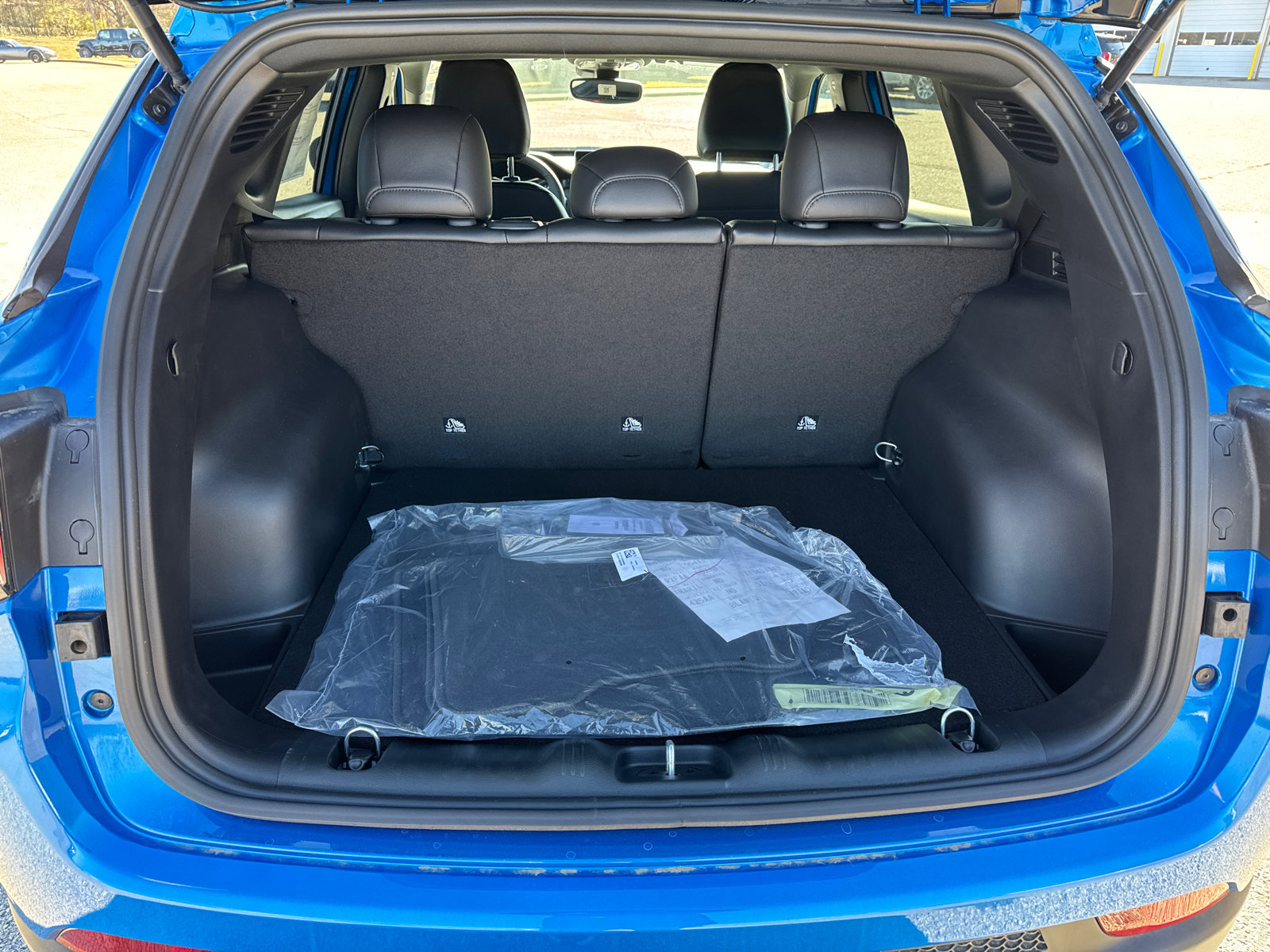 New 2026 Jeep Compass Latitude image 16