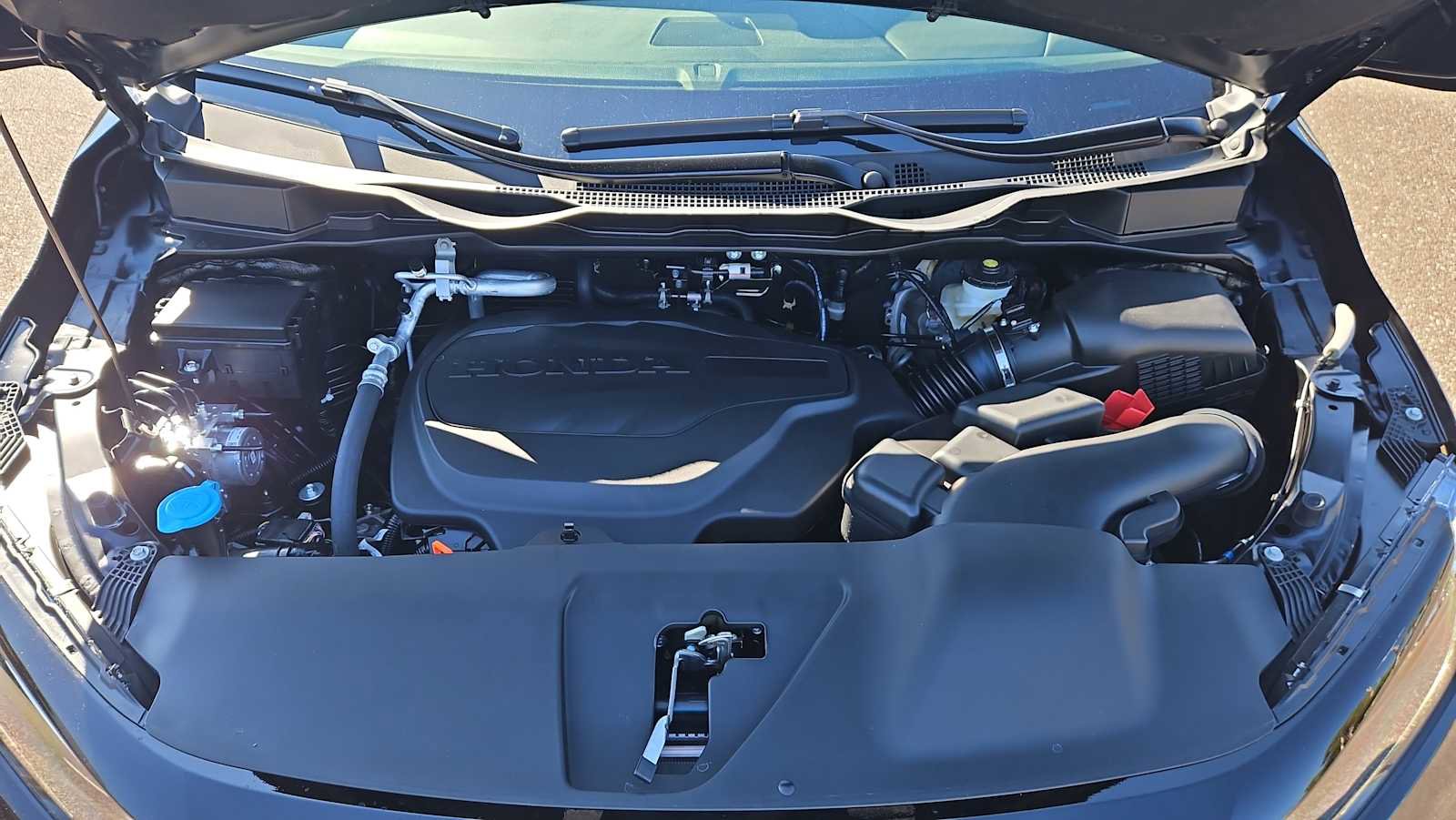 New 2026 Honda Odyssey Touring image 17