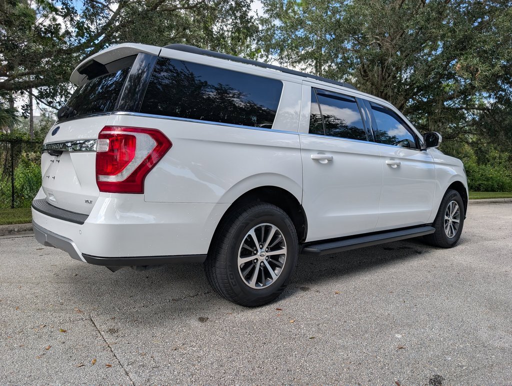 Used 2020 Ford Expedition Max XLT image 9