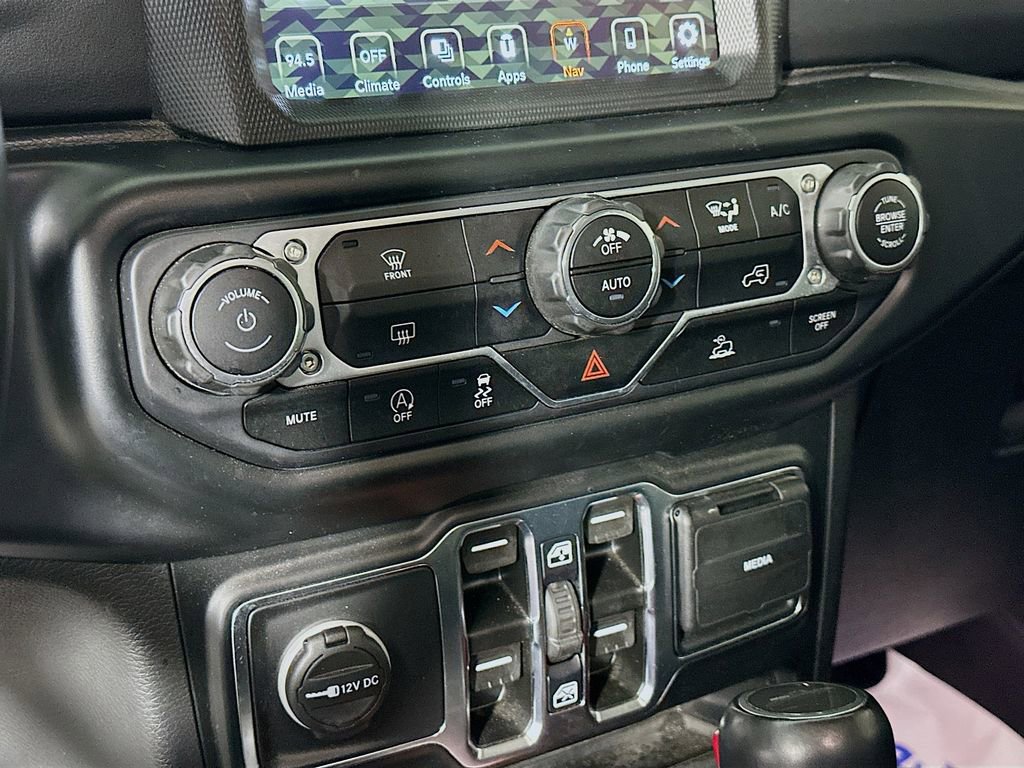 Certified 2022 Jeep Gladiator Overland w/ Popular Equipment Package image 26