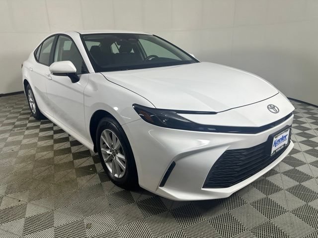 Used 2025 Toyota Camry LE w/ Convenience Package