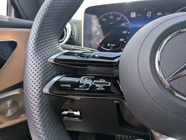 Used 2026 Mercedes-Benz CLE 300 4MATIC Cabriolet image 26