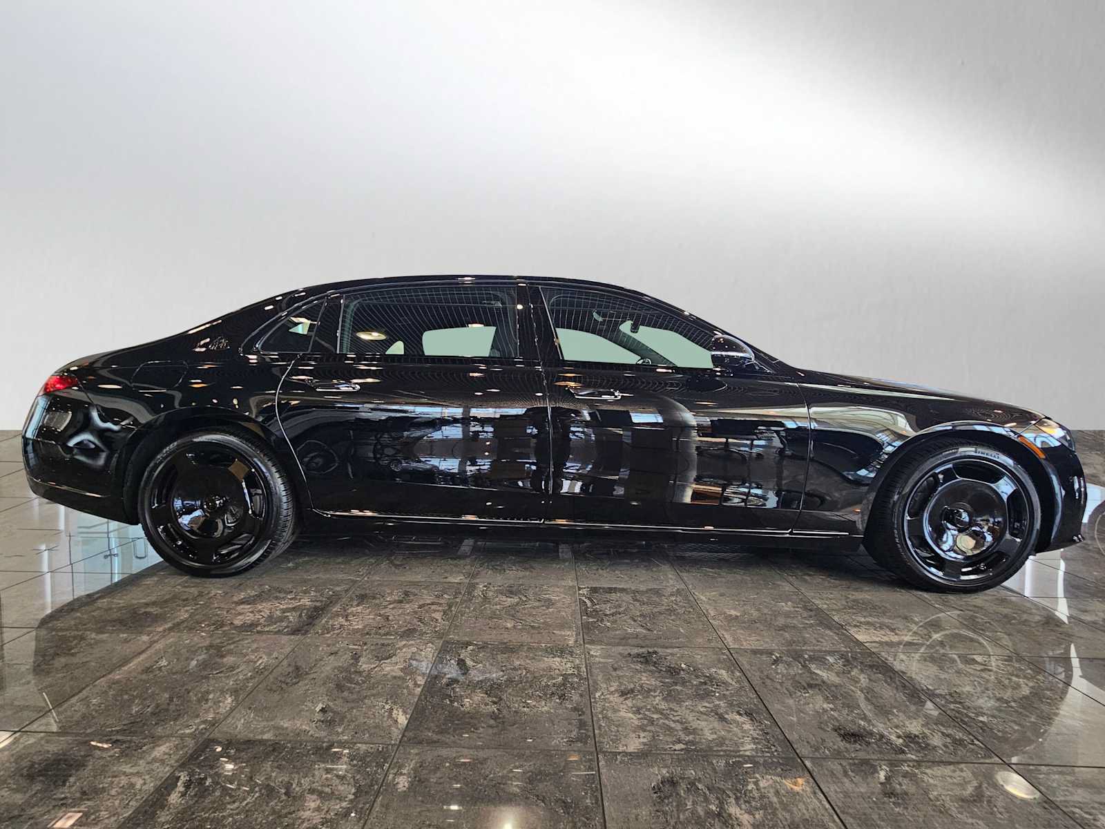 New 2026 Mercedes-Benz Maybach S 580 4MATIC image 2