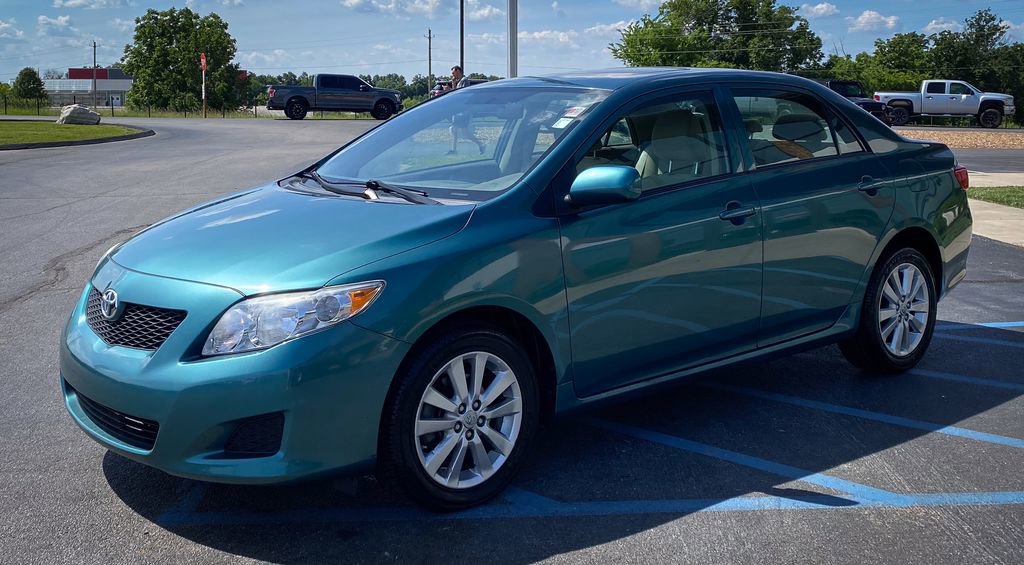 Used 2009 Toyota Corolla LE FWD image 4