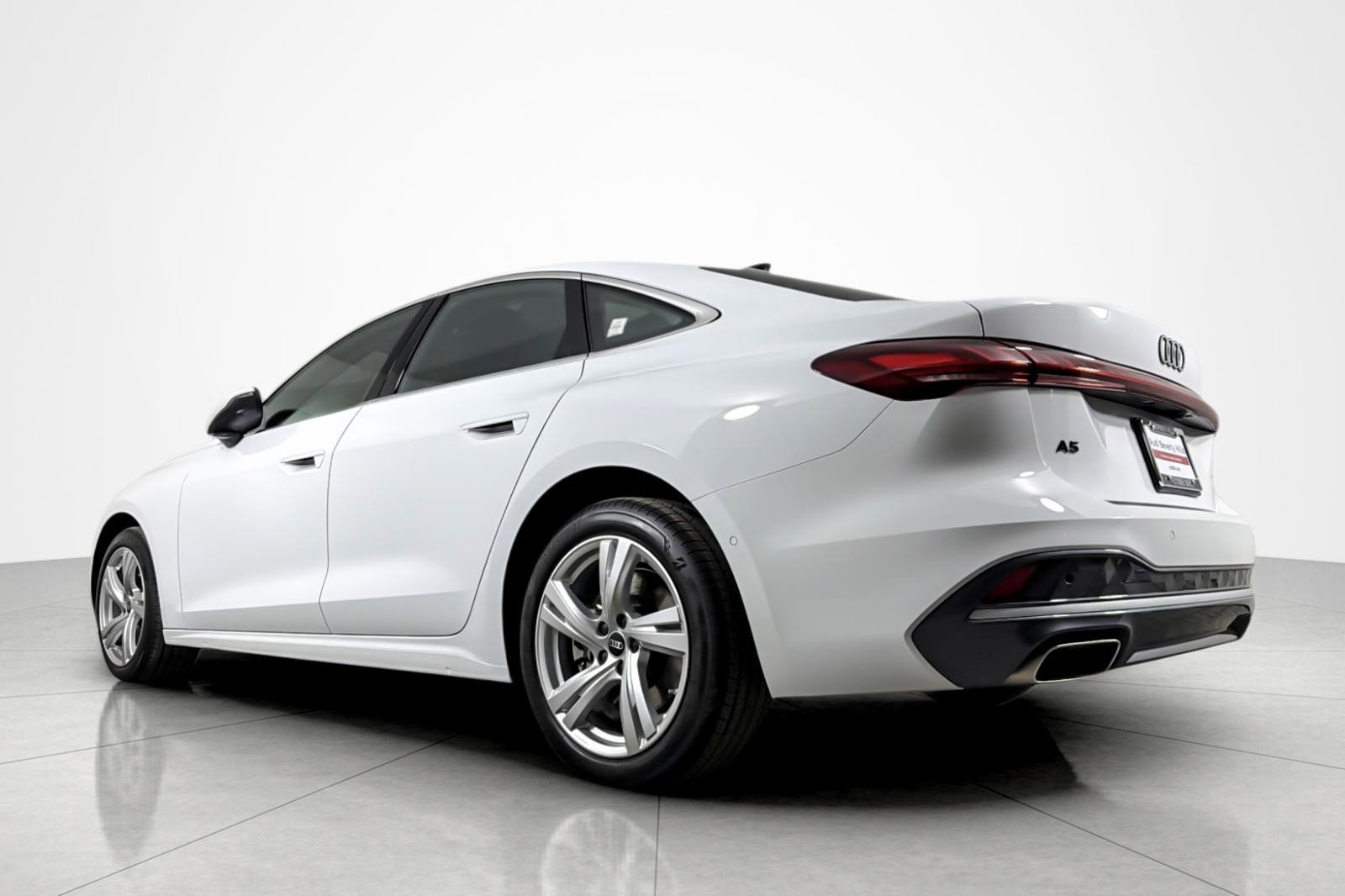 Used 2025 Audi A5 2.0T Premium w/ Convenience Package image 3