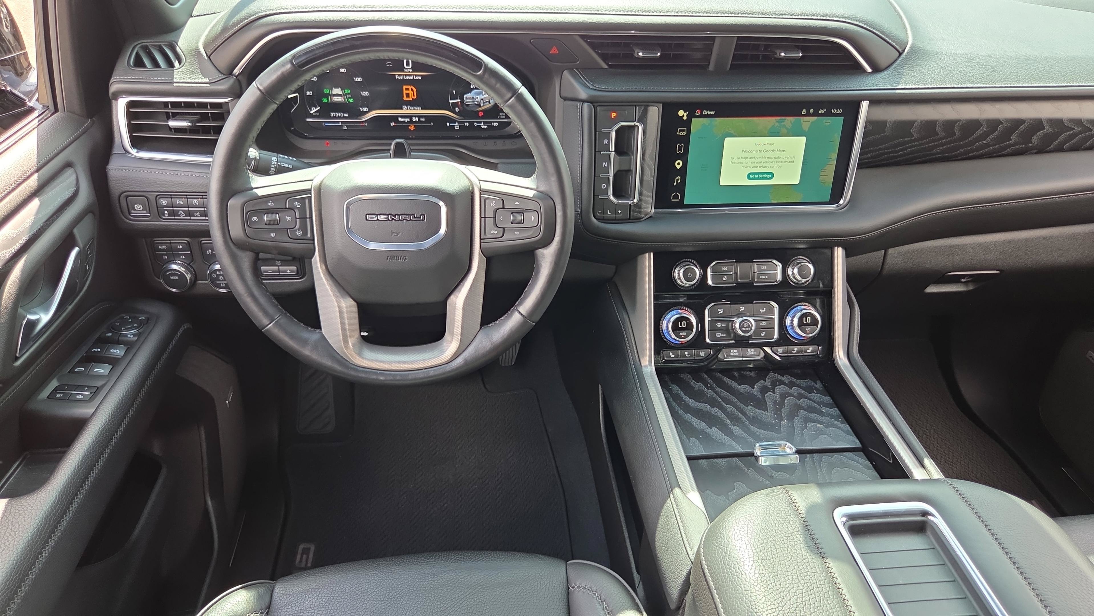 Certified 2024 GMC Yukon XL Denali w/ Advanced Technology Package AWD/4WD image 11