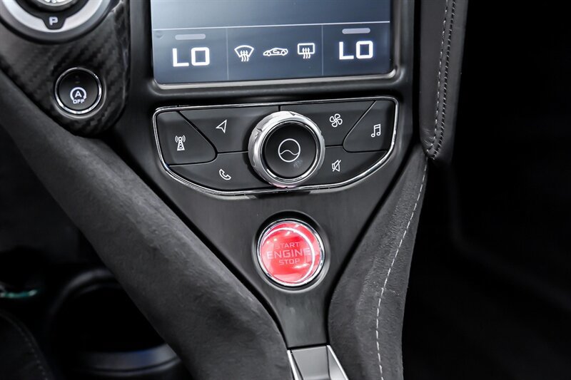 Used 2018 McLaren 720S Performance RWD image 36