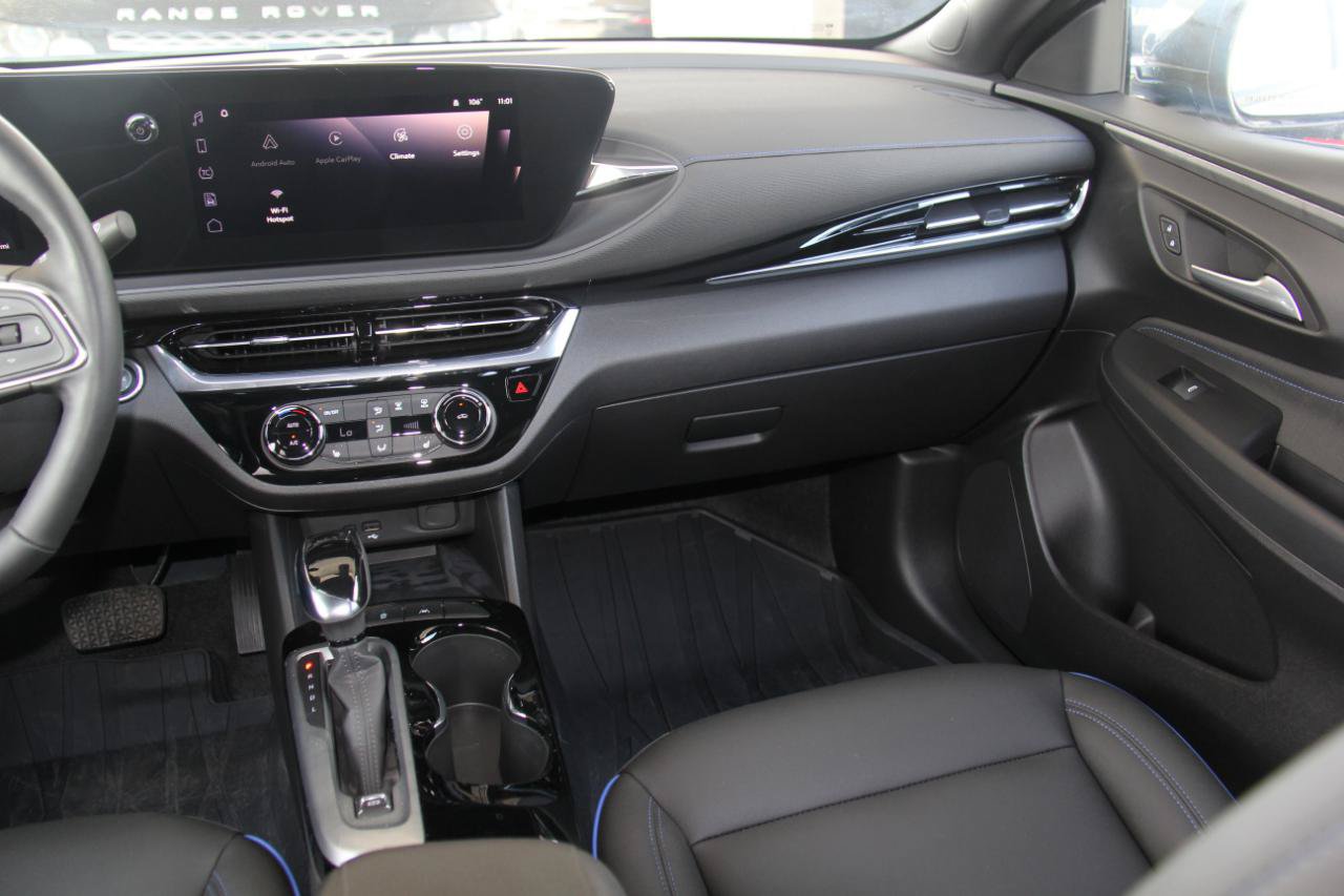 Used 2026 Buick Envista Sport Touring w/ Convenience I Package FWD image 10