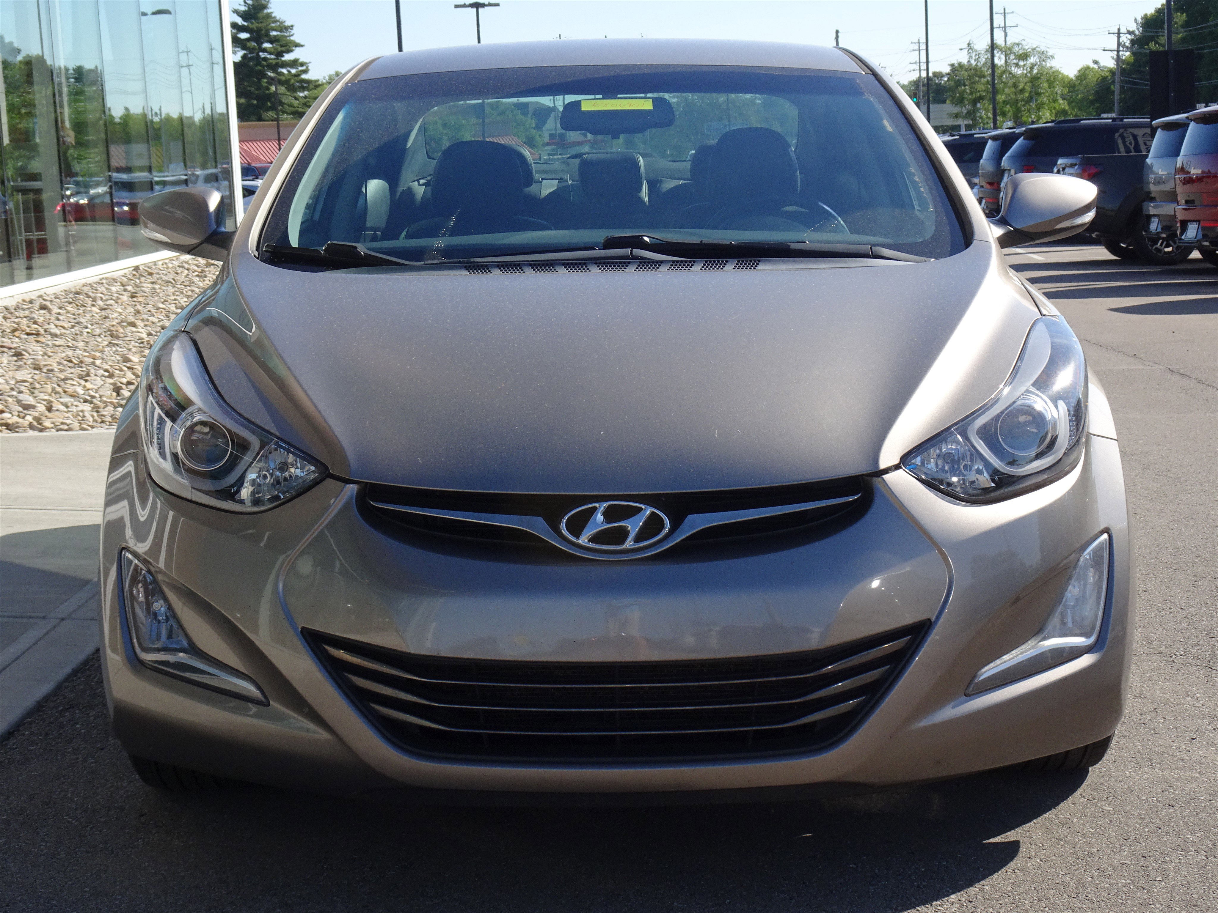 Used 2015 Hyundai Elantra Limited FWD image 7