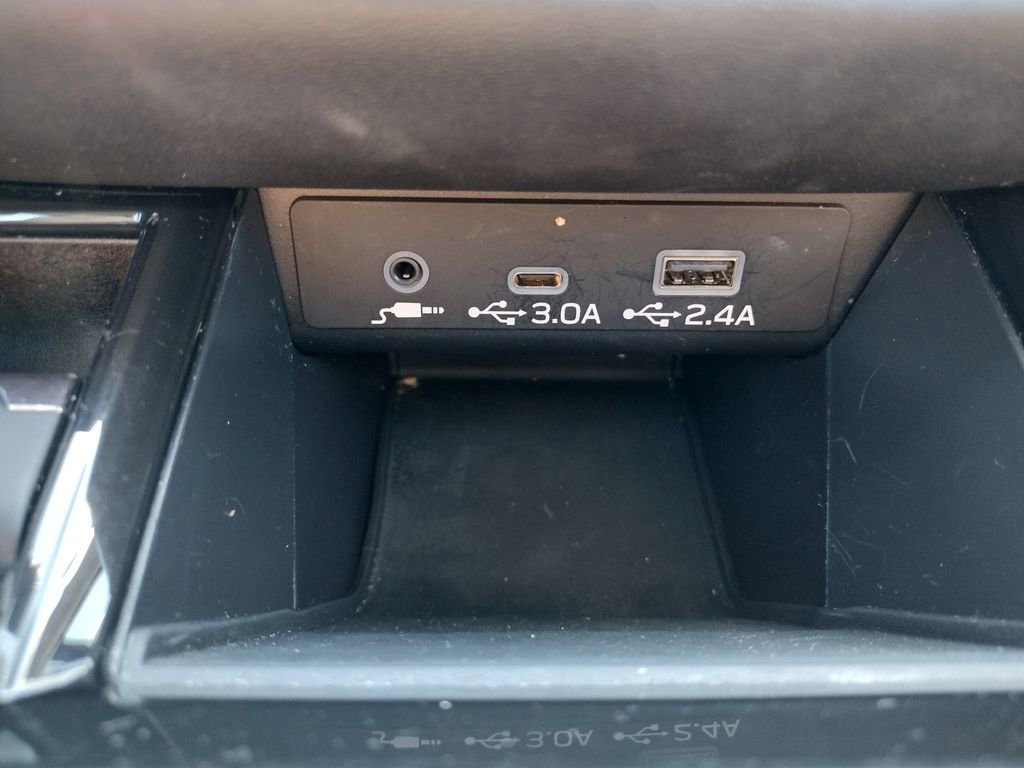 Used 2024 Subaru Outback Touring AWD/4WD image 27