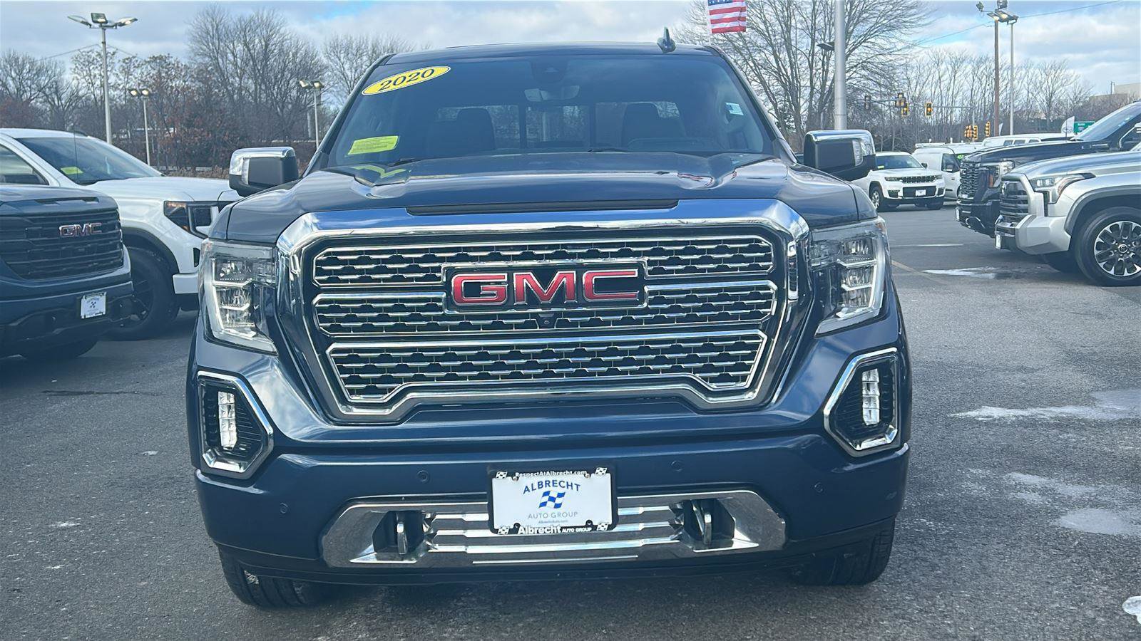 Used 2020 GMC Sierra 1500 Denali w/ Denali Ultimate Package image 2